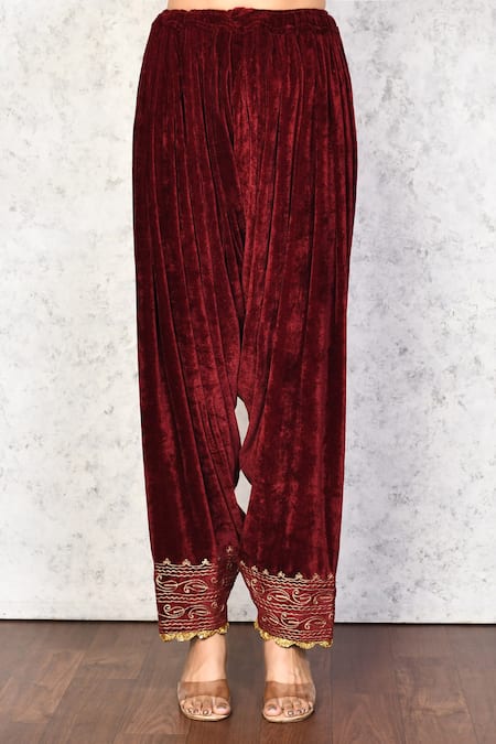 Samyukta Singhania_Maroon Velvet Embroidery Round Neck Kurta And Palazzo Set _Online_at_Aza_Fashions