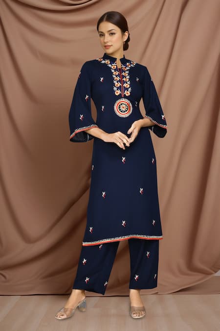 Samyukta Singhania Blue Rayon Embroidery Mandarin Collar Buttercup Flora Kurta With Pant 