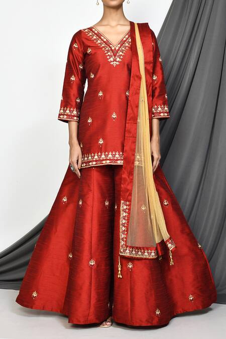 Buy_Samyukta Singhania_Maroon Silk, Chiffon Zari, Embroidery Bloom Motif Resham Kurta Sharara Set _Online_at_Aza_Fashions