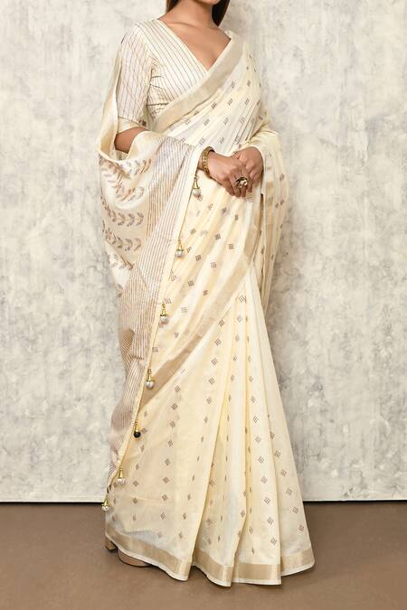 Samyukta Singhania_Cream Modal, Polyester, Viscose Round Neck Handloom Woven Saree With Blouse_Online_at_Aza_Fashions