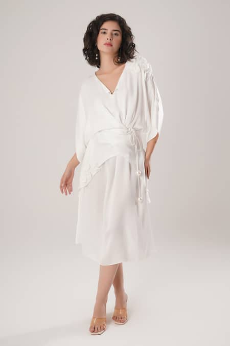 ATBW White Modal, Satin Fabric Flowers V-neck Kaftan 