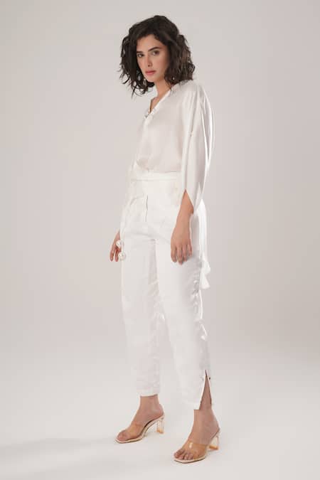 Atbw_White Modal, Satin Applique V-neck Shirt _Online_at_Aza_Fashions