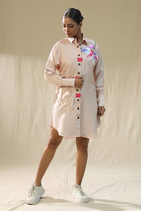 arpita sulakshana Pink Chanderi Silk Embroidery Collared Peach Floral Handpainted Shirt 