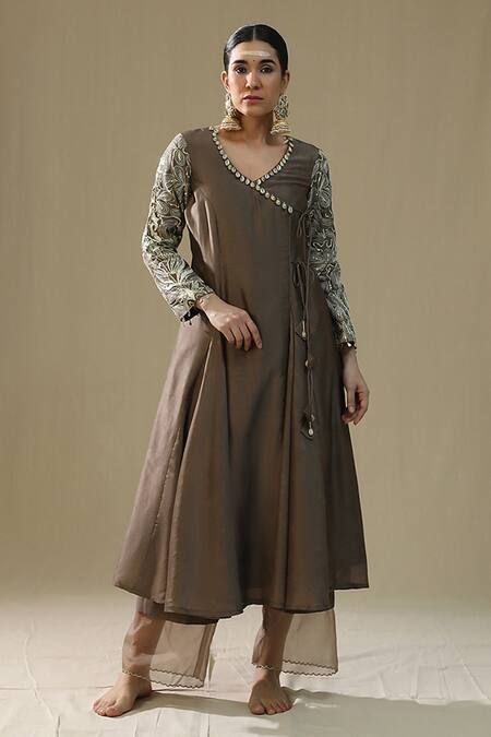 Buy_Arpita Sulakshana_Brown Chanderi Silk, Organza Embroidery, Sequins V-neck Mocha Angrakha Suit Set _Online_at_Aza_Fashions
