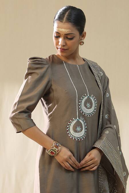 Arpita Sulakshana_Brown Chanderi Silk, Lurex Embroidery Round Mocha Bali Kurta Pant Dupatta Set _at_Aza_Fashions