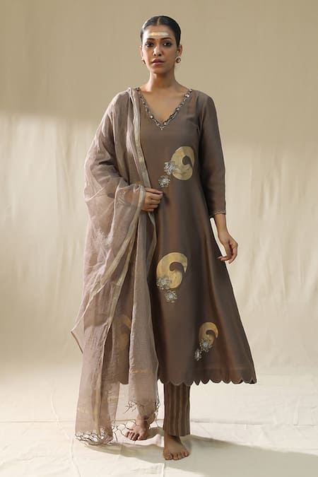arpita sulakshana Brown Chanderi Silk, Lurex, Organza Embroidery, Mocha Brushstroke Suit Set 