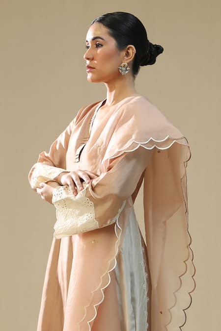 Buy_Arpita Sulakshana_Rose Gold Silk, Organza Lace, Embroidery Split V-neck Handpainted Kurta Set _Online_at_Aza_Fashions