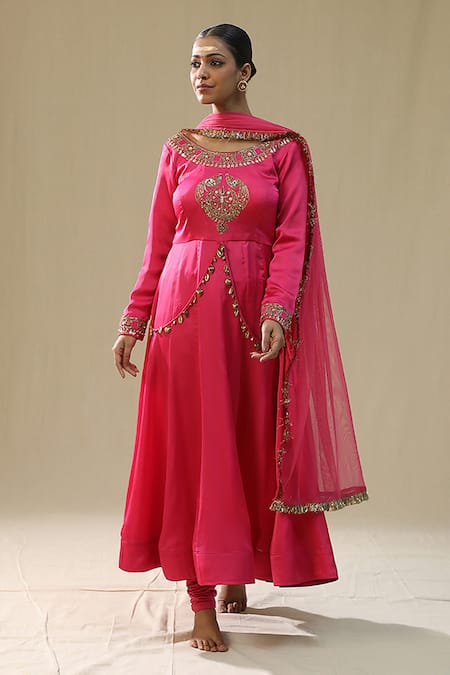 arpita sulakshana Pink Chiffon, Silk Diamonds, Embroidery Round Neck Heart Anarkali Suit Set 