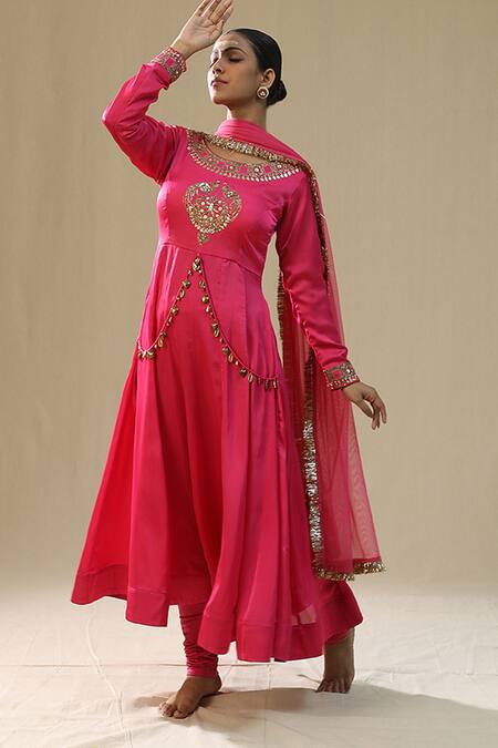 Buy_Arpita Sulakshana_Pink Chiffon, Silk Embroidery Round Neck Heart Anarkali Suit Set _Online_at_Aza_Fashions