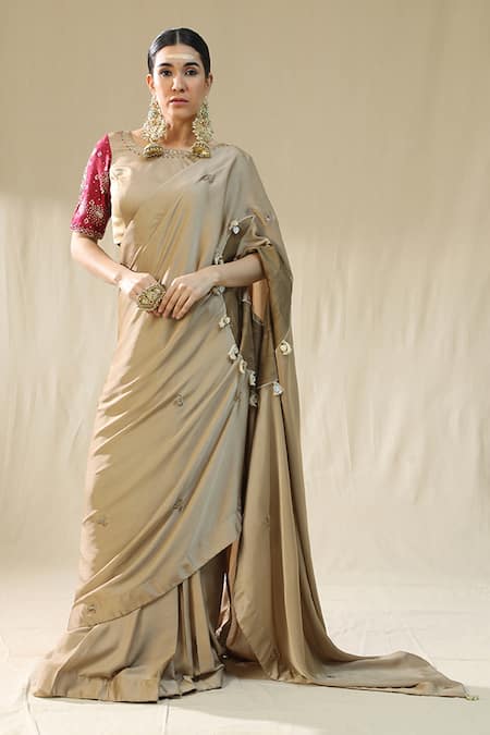 arpita sulakshana Golden Pre-Stitched Saree 