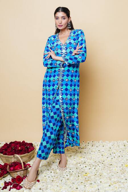 Buy Sajeda A Lehry Blue Silk, Crepe Embroidery V-neck Digital Print Hand Kurta Set Online at Aza Fashions Buy_Sajeda A Lehry_Blue Silk, Crepe Embroidery V-neck Digital Print Hand Kurta Set _Online_at_Aza_Fashions