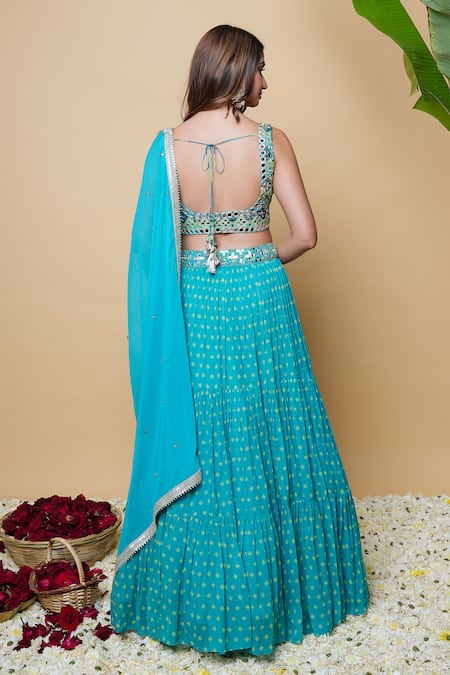 Sajeda A Lehry Aaraish Green Hand Embroidered Lehenga Set 