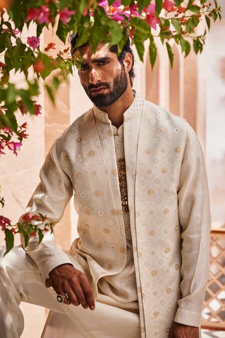 Yajy By Aditya Jain Gold Tissue, Silk Embroidery Ivory Dream Indo-western Set Online at Aza Fashions Yajy By Aditya Jain_Gold Tissue, Silk Embroidery Ivory Dream Indo-western Set _Online_at_Aza_Fashions