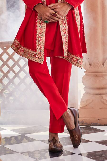 Yajy By Aditya Jain_Red Silk Embroidery Love Rage Kurta Set _Online_at_Aza_Fashions