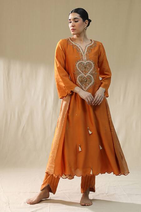 Buy_Arpita Sulakshana_Orange Chanderi Silk, Lurex, Cotton, Organza Tassels, Heart A-line Suit Set _Online_at_Aza_Fashions