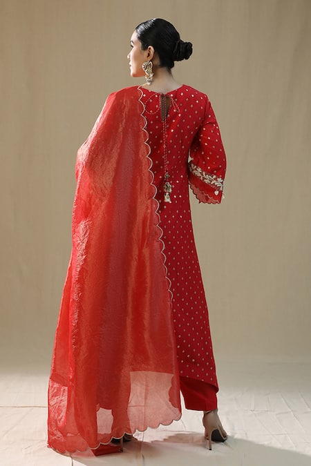 Arpita Sulakshana Self Chanderi Suit Set 