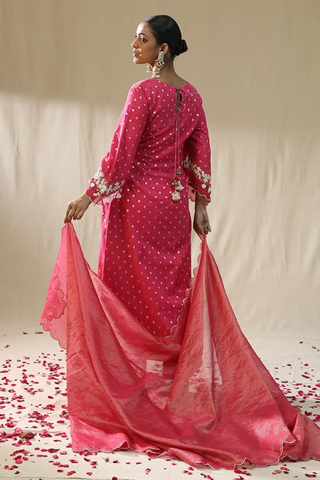 Arpita Sulakshana Self Chanderi Pink Suit Set 