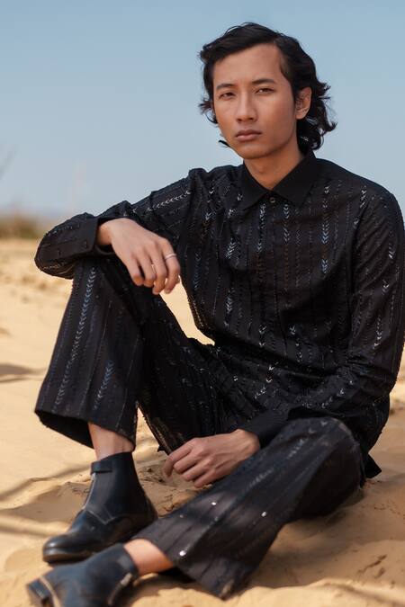 Shop Amaare Black Cotton, Silk Embroidery Rope Chain Kurta Set Online at Aza Fashions Shop_Amaare_Black Cotton, Silk Embroidery Rope Chain Kurta Set _Online_at_Aza_Fashions