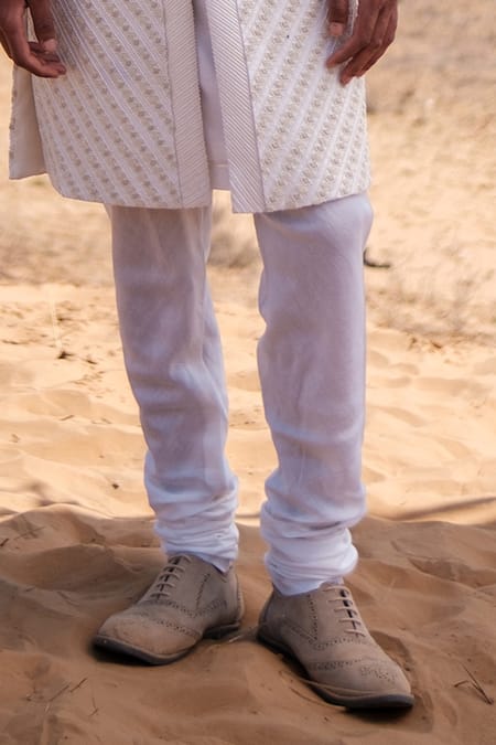 Buy_Amaare_Ivory Silk Embroidery Cable Link Sherwani Set _Online_at_Aza_Fashions