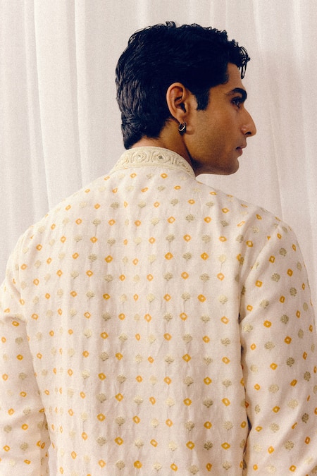 Amaare Chandi Kurta Set 