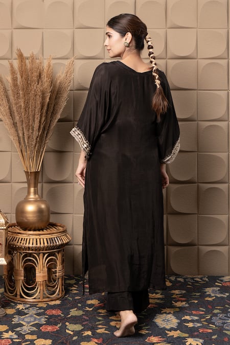 Label Flamingo By Vrinda Black Zardozi Embroidered Kaftan Set 