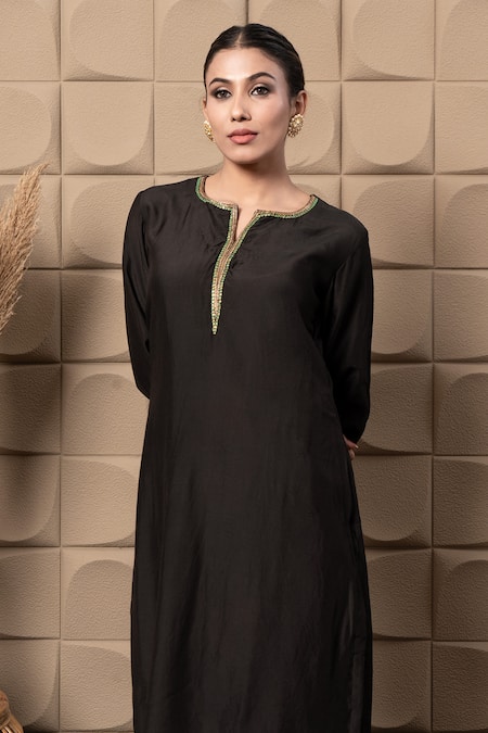 Label Flamingo By Vrinda_Black Cotton, Silk Cut Work, Sequins, Zari Split V-neck Kurta Set With Dupatta _Online_at_Aza_Fashions