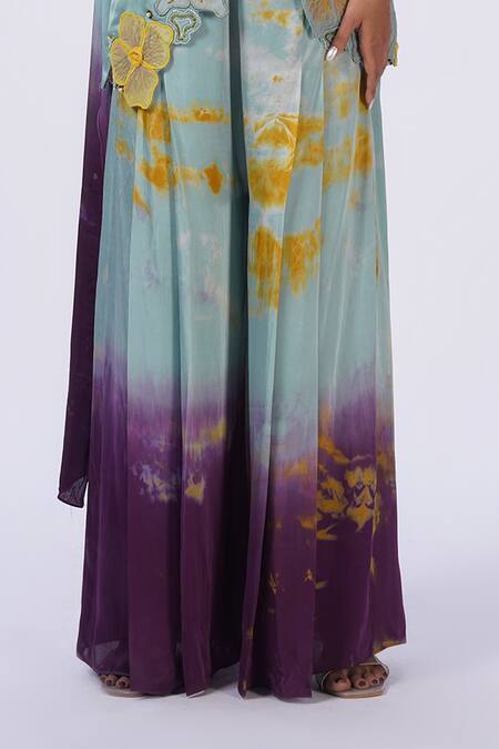 Buy Merge Design Green Modal, Satin Applique, Mirrors Open Neck Work Kurta Set Online at Aza Fashions Buy_Merge Design_Green Modal, Satin Applique, Mirrors Open Neck Work Kurta Set _Online_at_Aza_Fashions