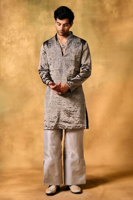 Buy_Mukti And Kavith Casa_Gray Tissue Embroidery Silver Mist Kurta Set _Online_at_Aza_Fashions