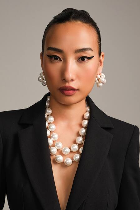 Shop_Anaash_White Chunky Pearl Necklace _Online_at_Aza_Fashions