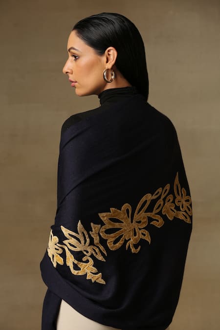 Shop SHAZA Yellow Midnight Blue Applique Stole at Aza Fashions Shop_SHAZA_Yellow Midnight Blue Applique Stole _at_Aza_Fashions