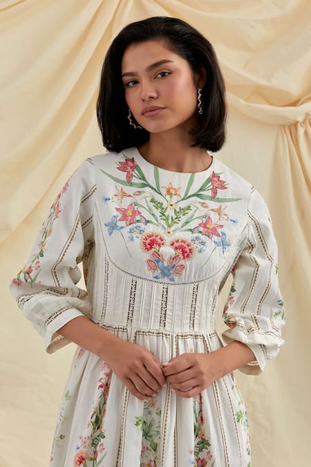 Buy_Pozruh By Aiman_White Cotton, Hemp Embroidery Round Neck Bouquet Maxi Dress 