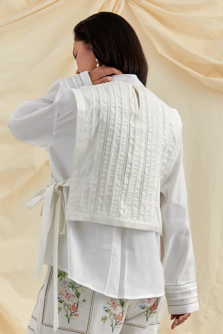 Pozruh By Aiman White Bouquet Bib Set 