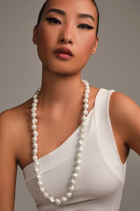 Anaash Rocky Statement Pearl Necklace 