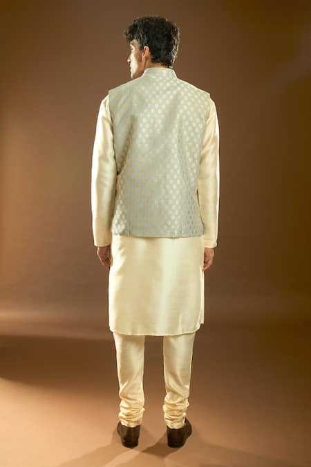 Arihant Rai Sinha Floral Pattern Bundi & Kurta Set 