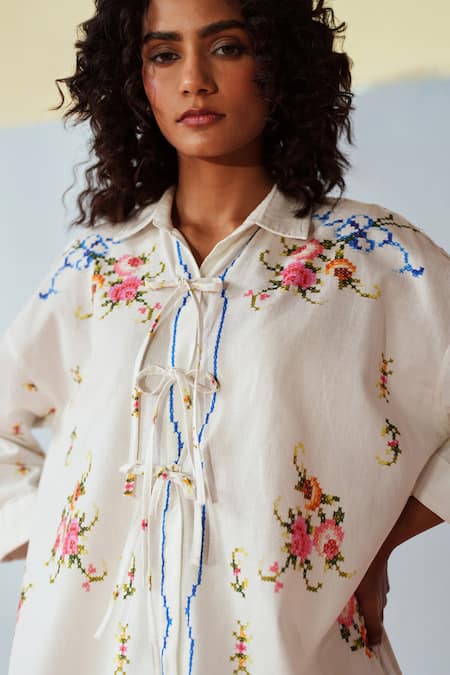 Buy_Rainas_White Cotton, Linen Embroidery Collared Cross Stitch Reverie Set _Online_at_Aza_Fashions