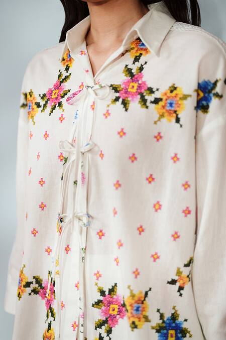 Shop Rainas White Cotton, Linen Embroidery Collared Threaded Blooms Shirt And Pant Set Shop_Rainas_White Cotton, Linen Embroidery Collared Threaded Blooms Shirt And Pant Set