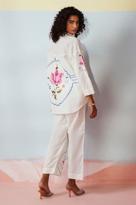 Shop Rainas White Cotton, Linen Embroidery Collared Cross Stitch Meadow Set at Aza Fashions Shop_Rainas_White Cotton, Linen Embroidery Collared Cross Stitch Meadow Set _at_Aza_Fashions