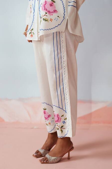 Rainas White Cotton, Linen Embroidery Collared Cross Stitch Meadow Set at Aza Fashions Rainas_White Cotton, Linen Embroidery Collared Cross Stitch Meadow Set _at_Aza_Fashions