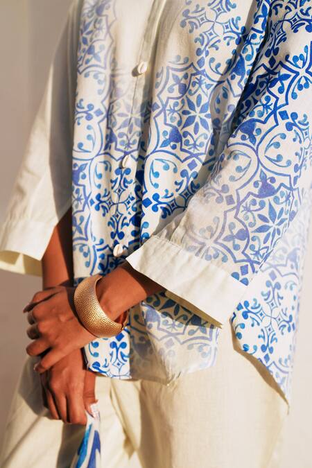 Shop Rainas White Cotton, Linen Collared Mediterranean Flair Set Online at Aza Fashions Shop_Rainas_White Cotton, Linen Collared Mediterranean Flair Set _Online_at_Aza_Fashions