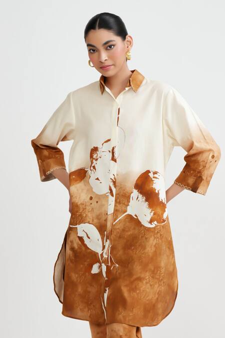 Rainas_Brown Cotton, Linen Collared Rustic Bloom Kurta And Pant Set _at_Aza_Fashions