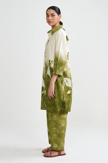 Rainas_Green Cotton, Linen Collared Verdant Charm Kurta And Pant Set _Online_at_Aza_Fashions