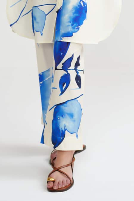 Rainas_Off White Cotton, Linen Collared Indigo Petals Kurta With Pant _at_Aza_Fashions