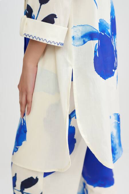 Buy_Rainas_Off White Cotton, Linen Collared Indigo Petals Kurta With Pant 