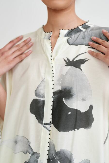 Buy_Rainas_Off White Cotton, Silk Beads Round Neck Monochrome Meadow Kaftan Set 