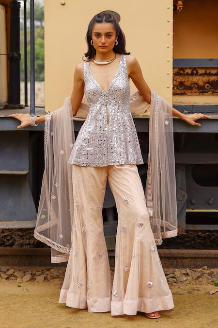 Sabe Silver Net, Tissue Sequins V-neck Designer Peach Anjum Sharara Set 