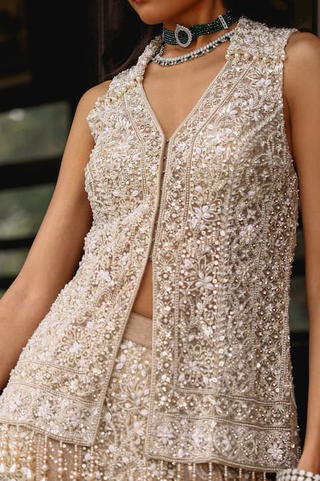 Buy_Sabe_Gold Embroidery, Sequins V-neck Designer Chikankari Sharara Set 