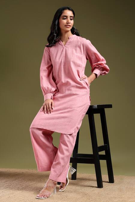 Shop_Tashee_Pink Linen Mandarin Collar Kurta With Pant _Online_at_Aza_Fashions