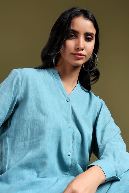 Tashee_Blue Linen Mandarin Collar Powder Shirt And Pant Set _Online_at_Aza_Fashions