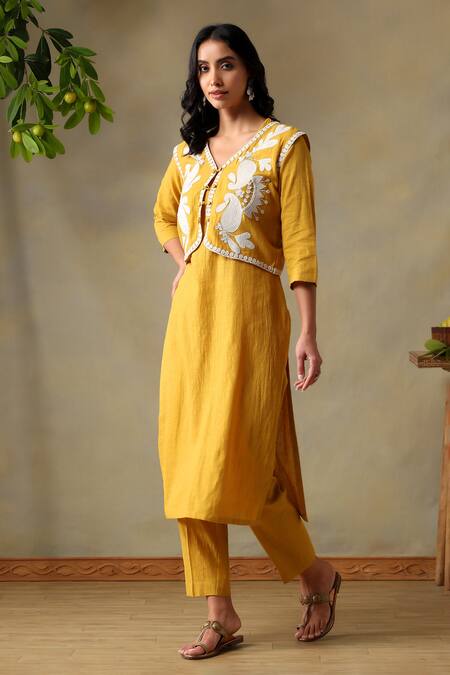 Buy_Tashee_Yellow Cotton Embroidery Round Neck, Slub Kurta Set _Online_at_Aza_Fashions