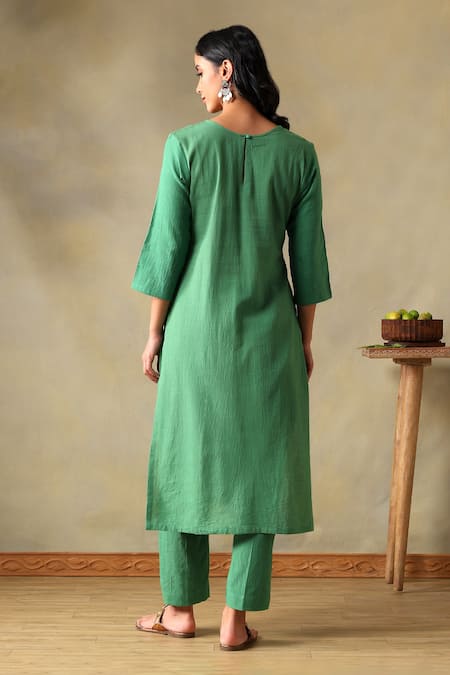 Tashee Green Embroidered Cotton Slub Kurta Set 